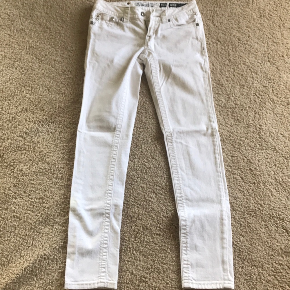 White Miss Me skinny jeans